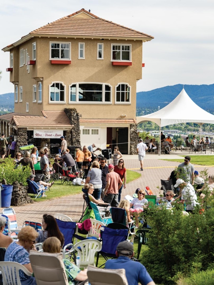 Sara Brown Band at Arbor Crest Wine Cellars